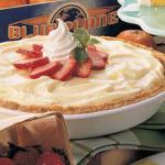 Canadian Strawberry Cheesecake Pie 3 Dessert