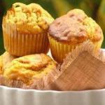 American Pumpkin Muffins and Walnuts Dessert