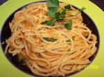 American Spaghetti with Sweet Red Pepper Sauce Dinner
