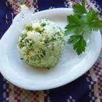 American Herb Butter with Chives and Parsley Appetizer