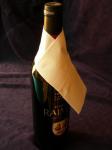 British Napkinserviette Folded for Bottle Service Appetizer