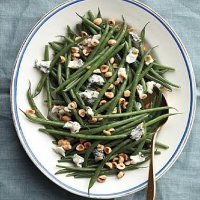 American Green Beans with Hazelnuts and Gorgonzola Appetizer