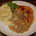 French Chicken with a Wine and Mushroom Sauce Appetizer
