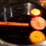 British Mulled Wine with Tangerine and Cinnamon Appetizer