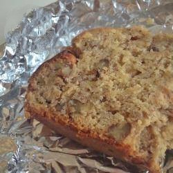 American Banana Bread with Pecan Nuts and Fire Wine Dessert