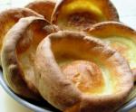 British My Mums Easy and Traditional English Yorkshire Pudding Dinner