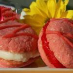 American Whoopi Pies with Butter Cream Dessert