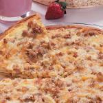 American Sausage and Hashbrown Breakfast Pizza Dinner
