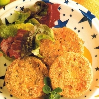 American Tomatoes with Polenta Crust Appetizer