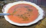 American Creamy Tomato Soup With Pesto Appetizer