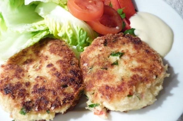 British Froggies Spicy Crab Cakes Appetizer