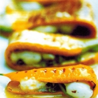Italian Vegetable Wraps with Mozzarella Appetizer