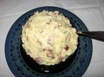American Mashed Potatoes With Garlic and Bacon Appetizer
