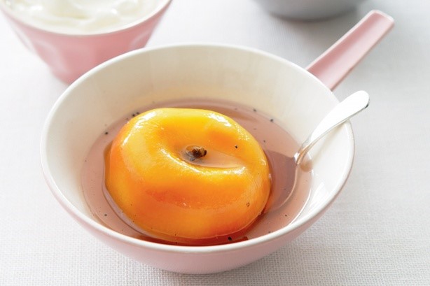 Canadian Vanilla and Cinnamon Poached Peaches Recipe Dessert