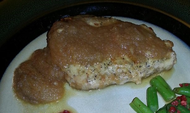 American Easy Saucy Applesauce Pork Chops Dinner