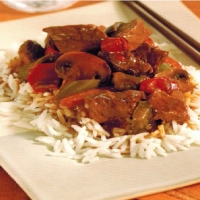 Chinese Ginger Beef with Peppers and Mushrooms Dinner