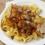 British Chicken Breast with Onions Cooked Without Fats Dinner