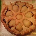 Pear Pie with a Dark and White Chocolate recipe