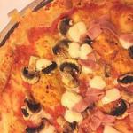 American Pizza with Ham and Mushrooms Appetizer