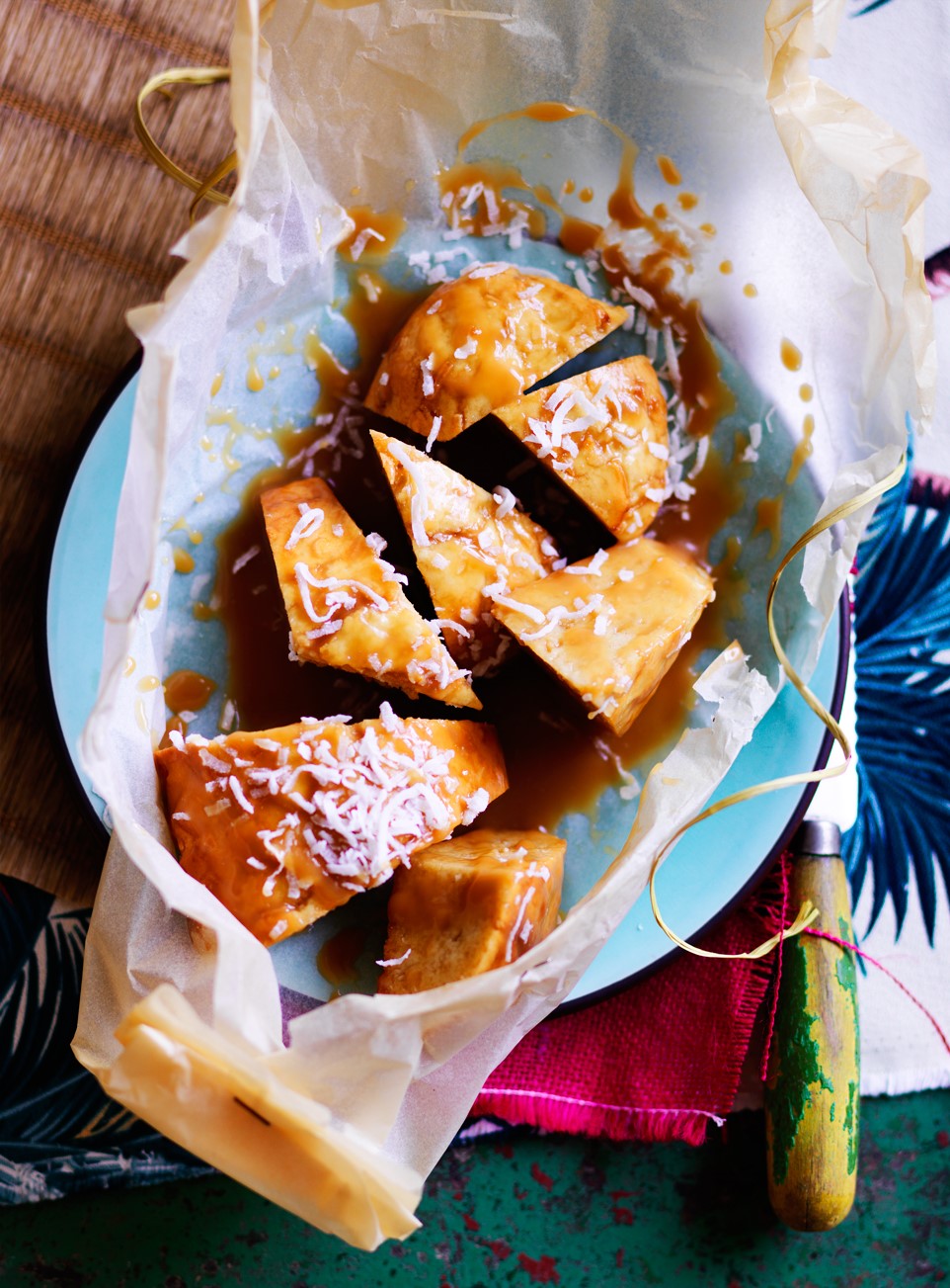 American Coconut Caramel Bread faausi Appetizer