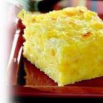 American Cake of Corn and Cheese Appetizer