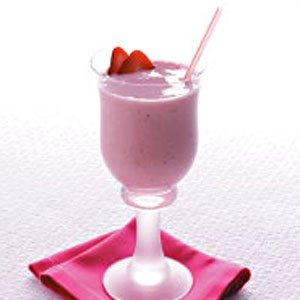 Georgian Strawberry Banana Yogurt Smoothie Appetizer