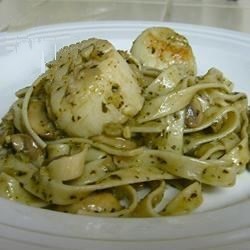 American Pasta with Pesto and Scallops Recipe Appetizer