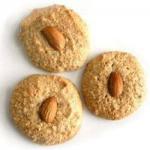 American Macarones of Almond Appetizer