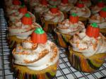 Canadian Easy Pumpkin Spice Cupcakes With Cinnamon Cream Cheese Frosting Dessert