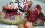 American light Berry Loaf Dessert