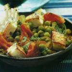 Indian Curry with Peas and Cheese Panir Appetizer