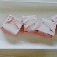 American Strawberry Ice Cream Cubes Dessert