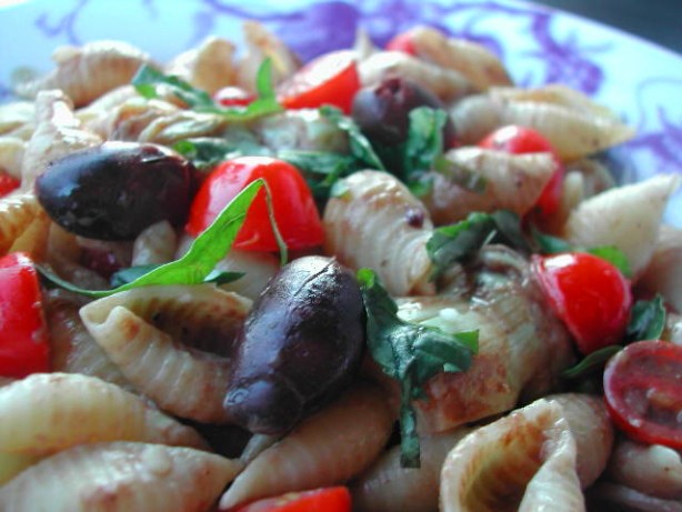 American Cavatelli Salad With Artichokes and Goat Cheese Appetizer