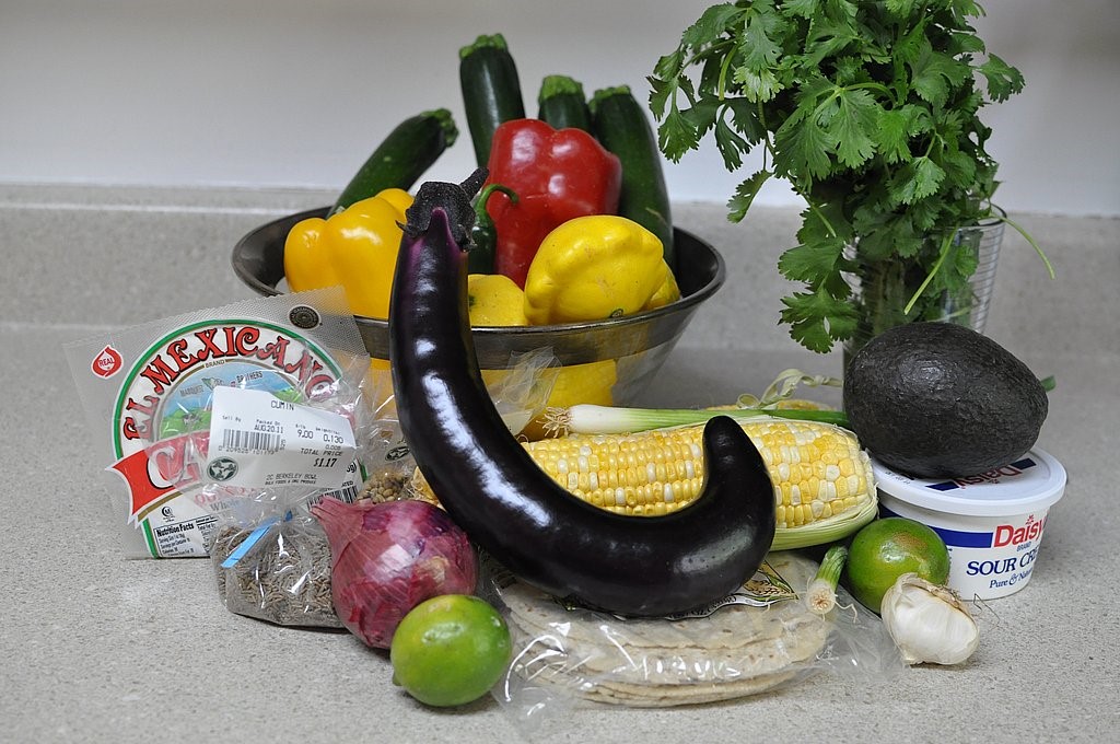 American Bbq Veggie Tacos With Grilled Guacamole Appetizer