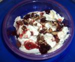 American Hot Strawberry Sundaes Dessert