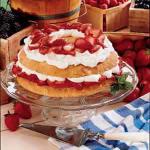 American Super Strawberry Shortcake Dessert