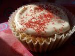 American Superduper Strawberry Surprise Cupcakes Dessert