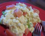 American Fluffy Cheese and Tomato Scrambled Eggs Appetizer