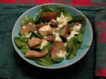 American Baby Spinach Pear and Walnut Salad Dessert