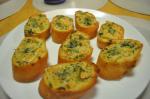 Italian Delicious and Easy Herbed Garlic Bread Appetizer