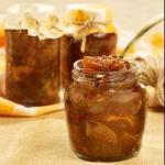 British Spicy Chutney to Persimmons Appetizer