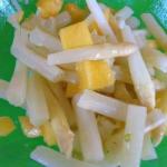 British Salad of White Asparagus to the Mango Appetizer