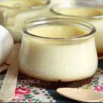 American Mini Milk Pudding with Syrup Dessert