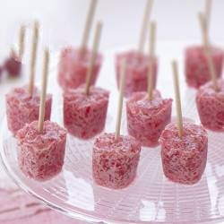 Australian Popsicles of Yogurt with Raspberry Appetizer