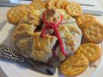 British Sweet Baked Brie in Puff Pastry Dessert