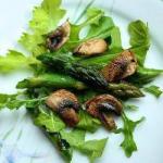 American Warm Salad of Rocket Mushrooms and Asparagus Appetizer