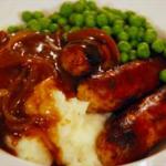 Chipotle Cheddar Chicken Bangers and Mash  recipe