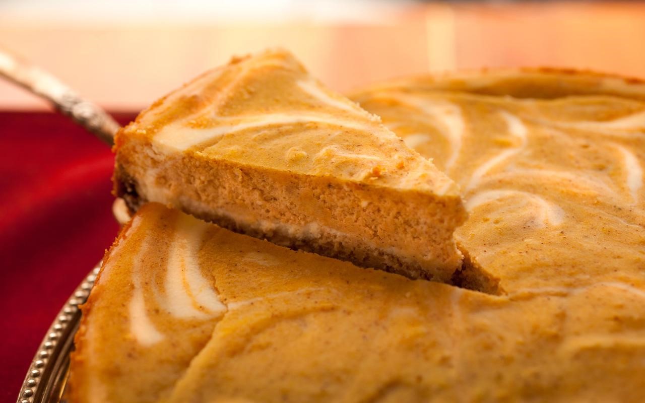 American Pumpkin Swirl Cheesecake Recipe 2 Dessert