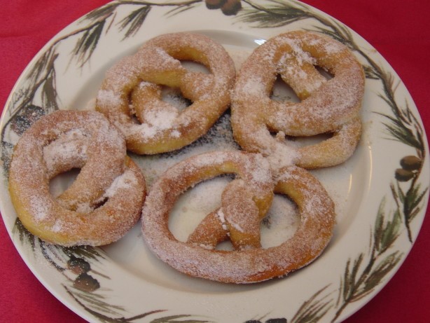 German New Years Pretzels 3 Dessert