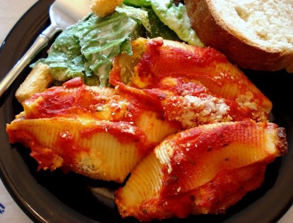 Italian Cheese Stuffed Shells 9 Dinner